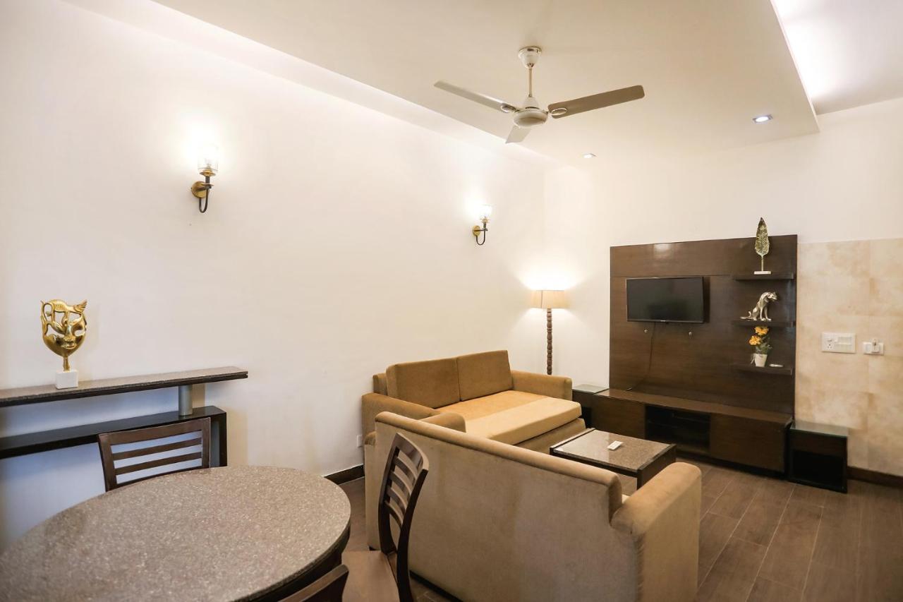 Fabhotel Rivlet Residency Gurgaon Extérieur photo