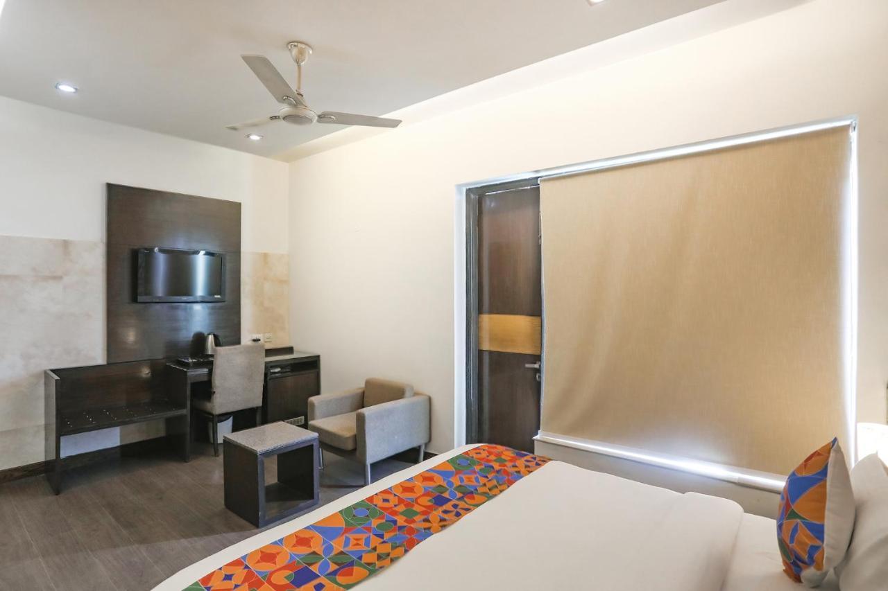 Fabhotel Rivlet Residency Gurgaon Extérieur photo