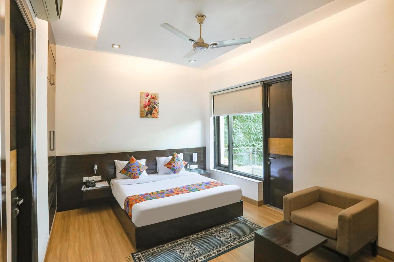 Fabhotel Rivlet Residency Gurgaon Extérieur photo
