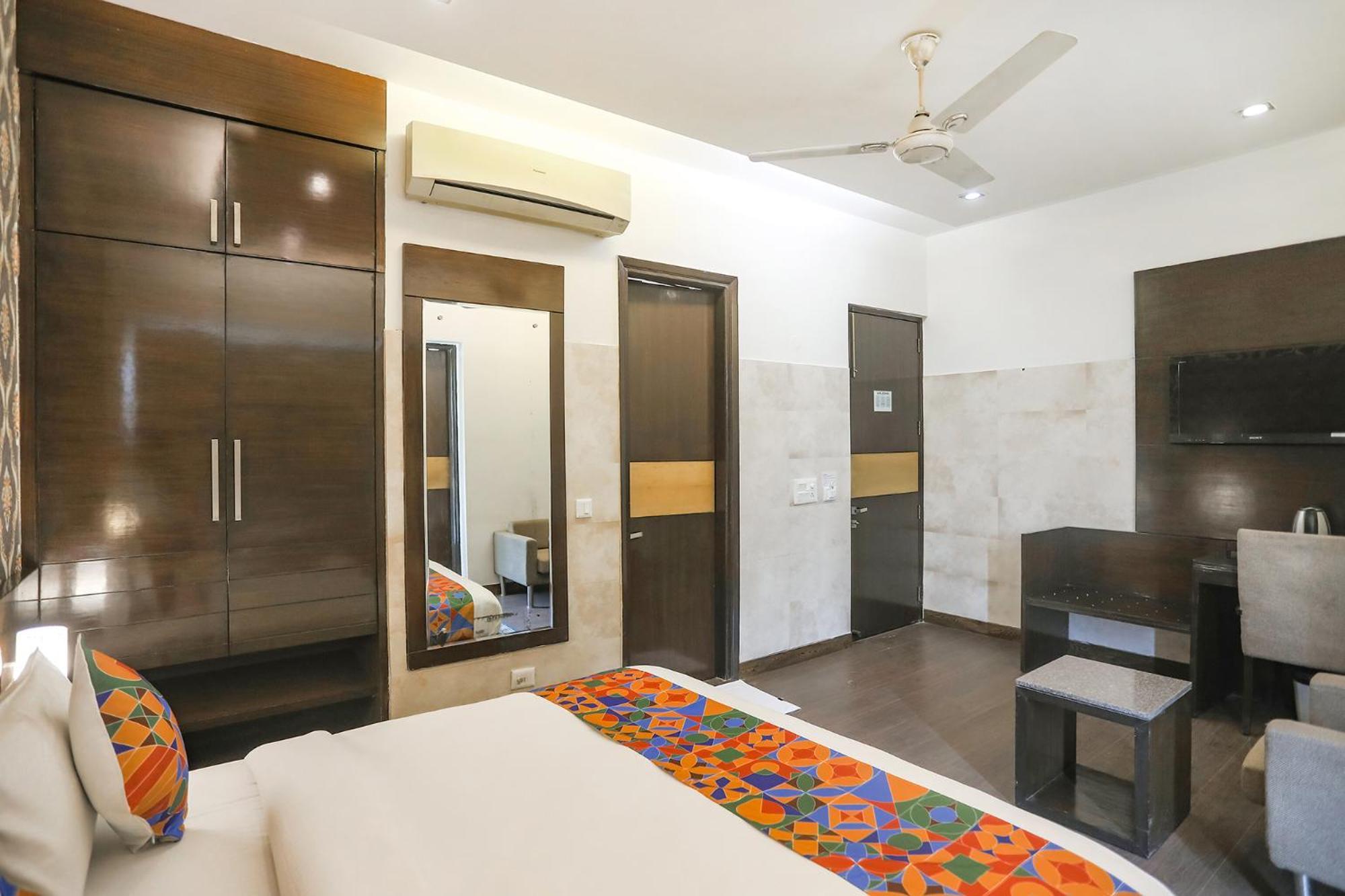 Fabhotel Rivlet Residency Gurgaon Extérieur photo